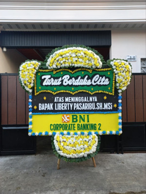 Papan Bunga Duka di Paciran